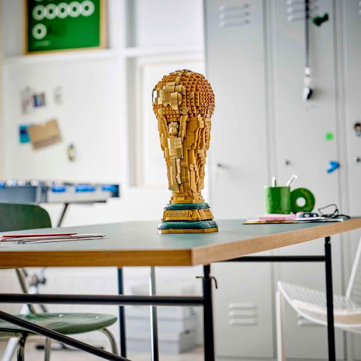 LEGO: Editions [FIFA World Cup Official Trophy #43020] LEGO LEGO
