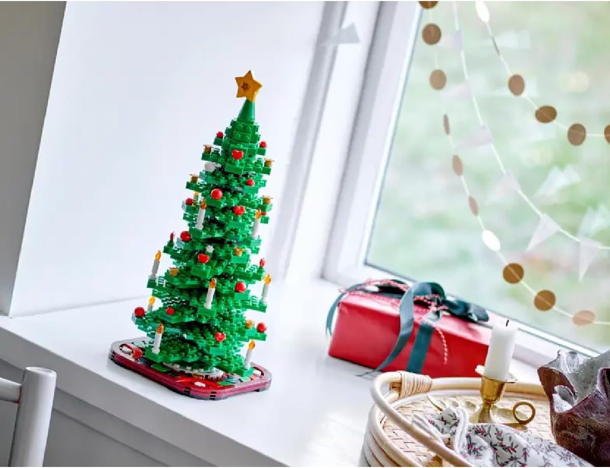 LEGO: Holidays [Christmas Tree #40573] LEGO LEGO