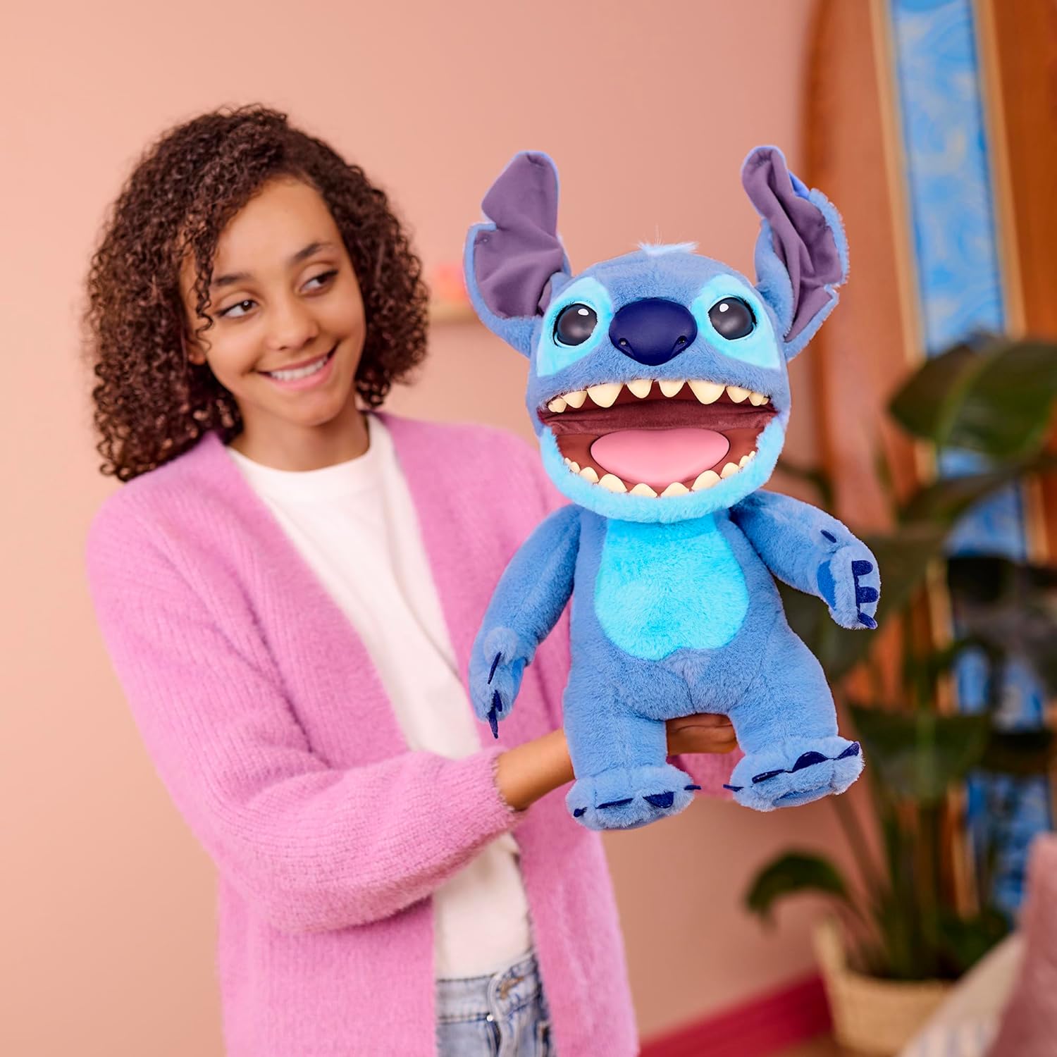 WOW! Stuff: RealFX Disney Stitch - 18" Puppetronic Animatronic Plush Plushies Wow! Stuff