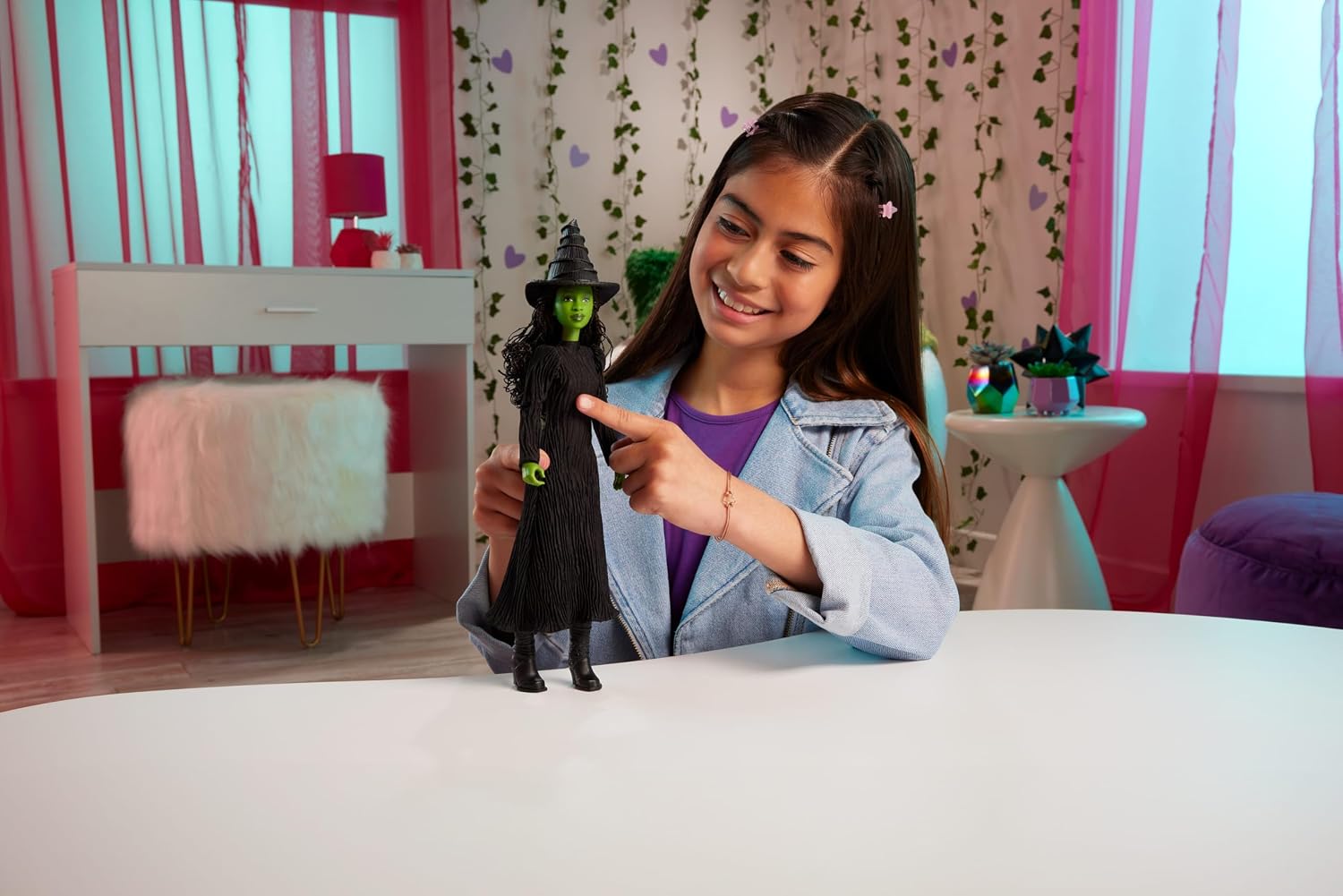 Wicked: Singing Elphaba Fashion Doll Toys & Games Mattel