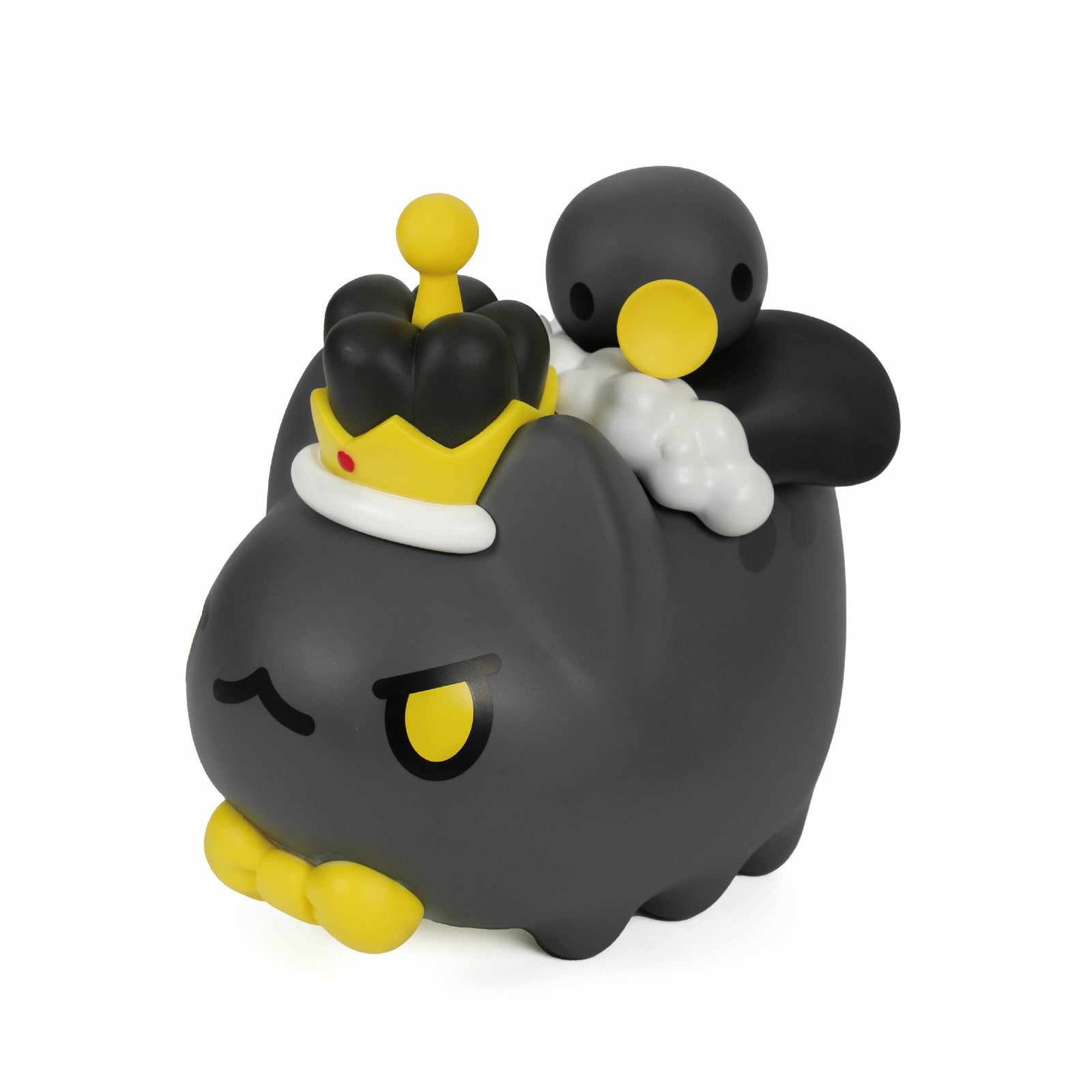 Bugcat Capoo: King Black Bugcat Figurine with Limited Edition Patch Collectible Bugcat Capoo