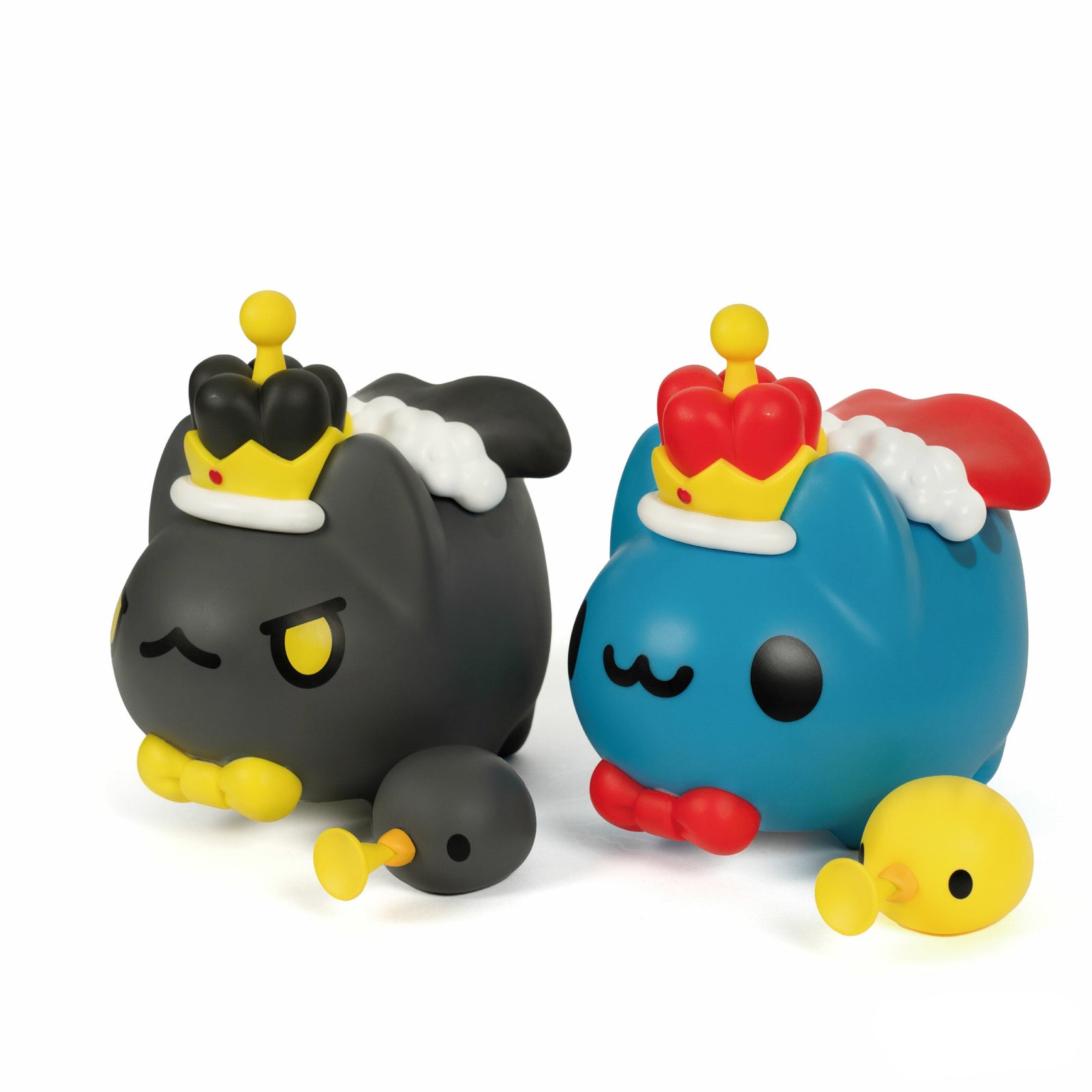 Bugcat Capoo: King Black Bugcat Figurine with Limited Edition Patch Collectible Bugcat Capoo