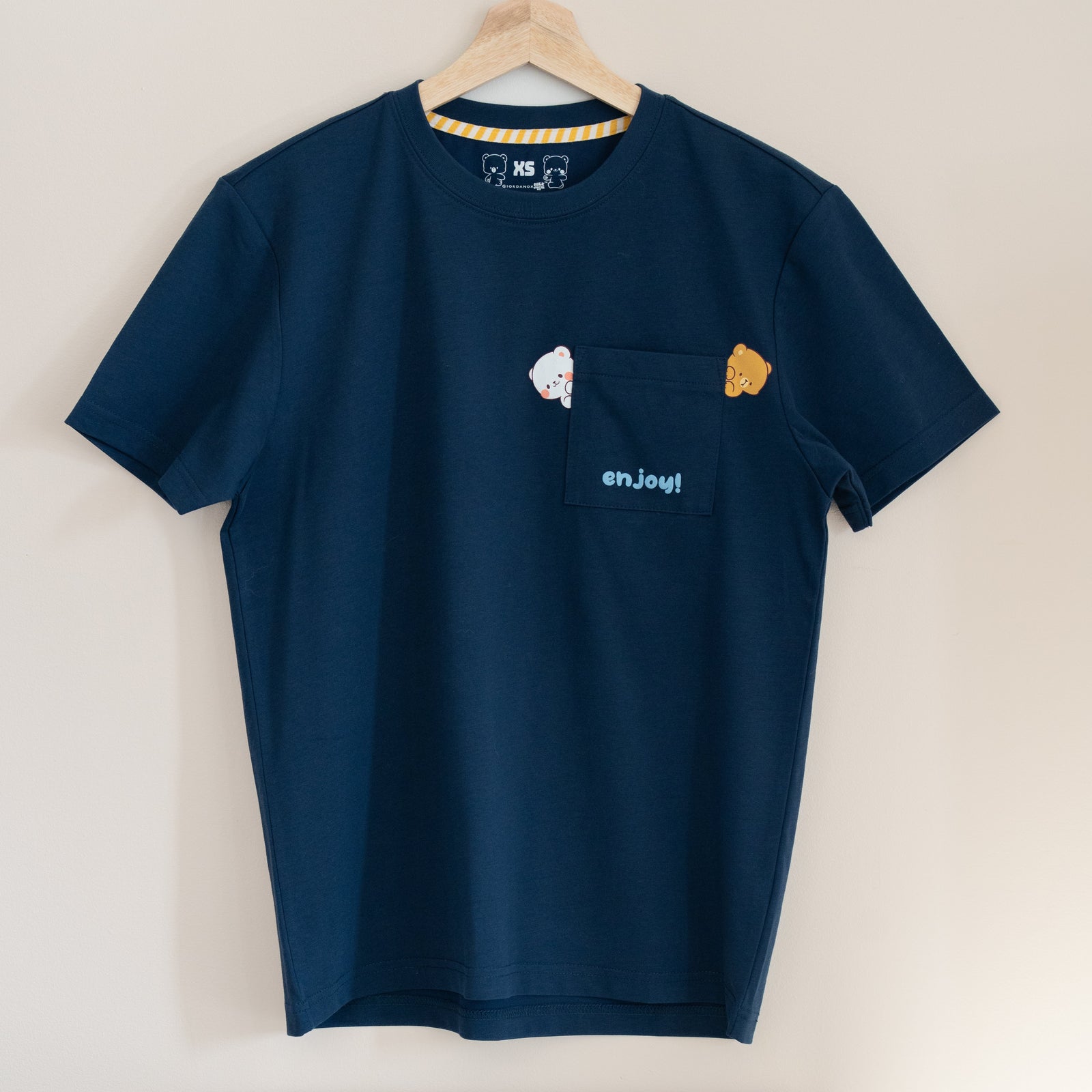 Milk Mocha Bear: Giordano X Milk Mocha Bear: Peek-a-Pocket T-Shirts Milk Mocha Bear