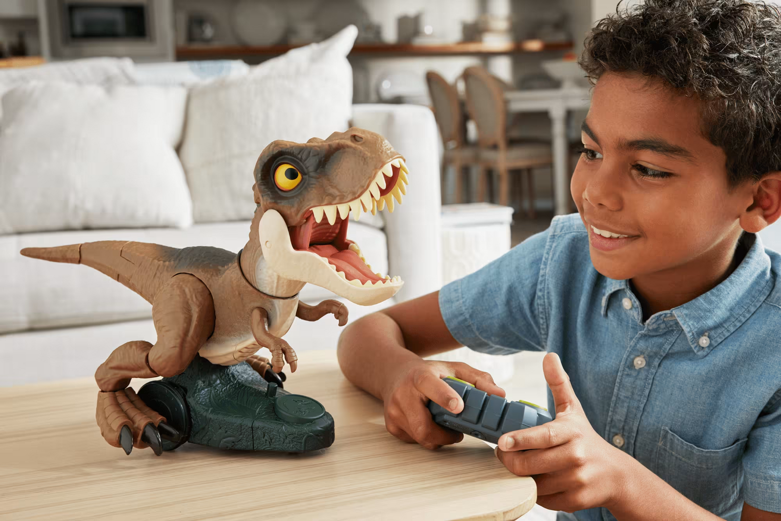 Jurassic World: Roarin' Frenzy T. Rex Toys & Games Mattel