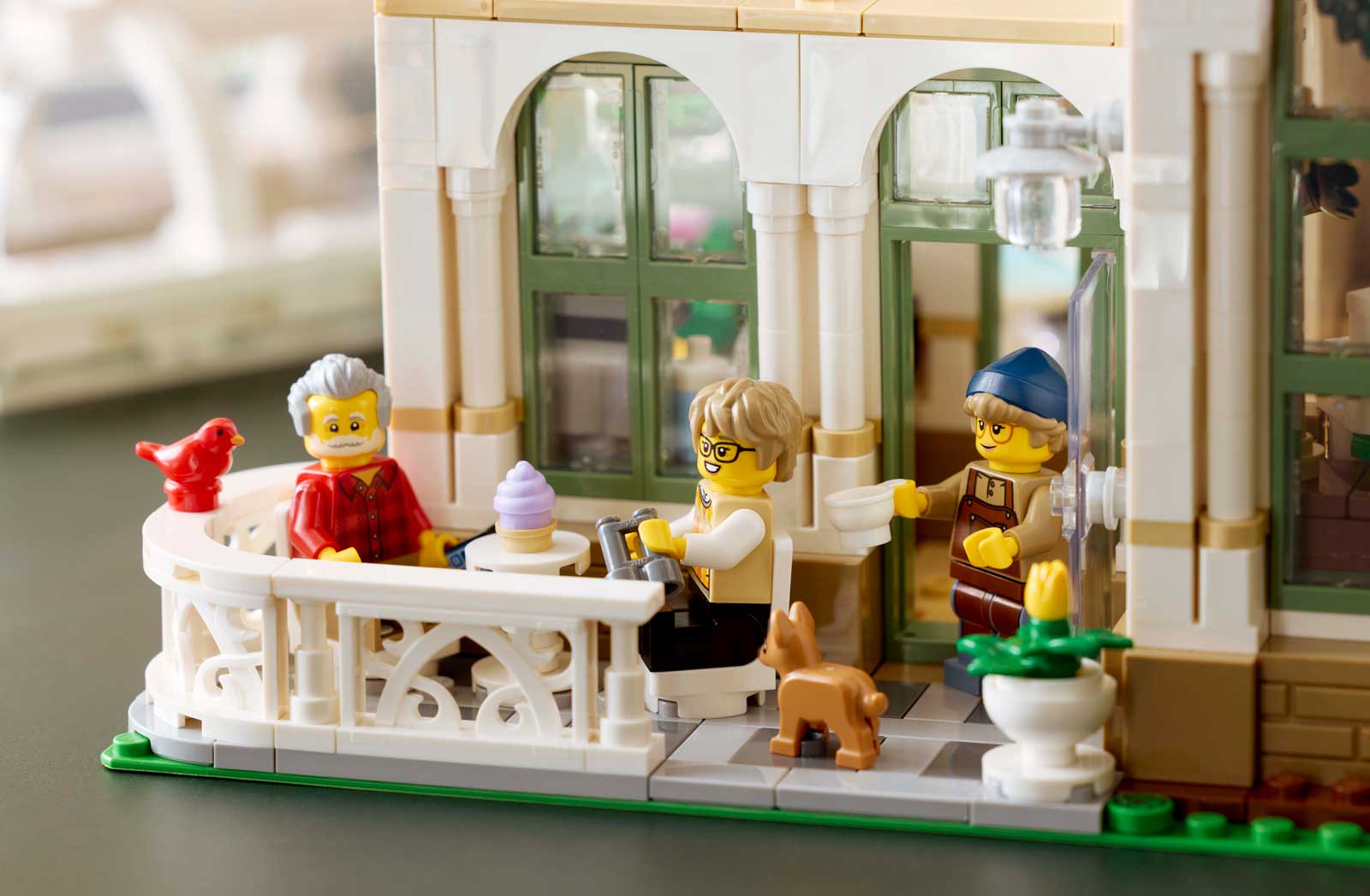 LEGO: Ideas Botanical Garden - 3792 Piece Building Kit [LEGO, #21353] LEGO LEGO