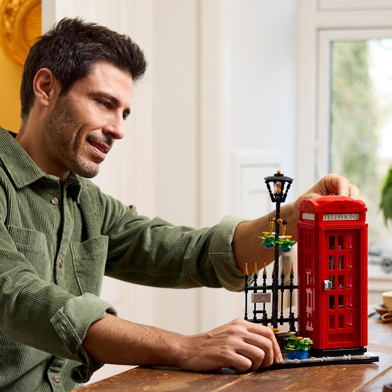 LEGO: Ideas [Red London Telephone Box #21347] LEGO LEGO