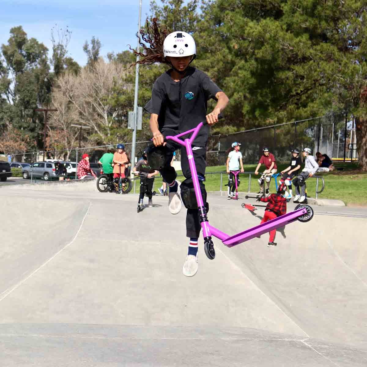 Land Surfer Stunt Scooter - Flame Toys & Games Land Surfer