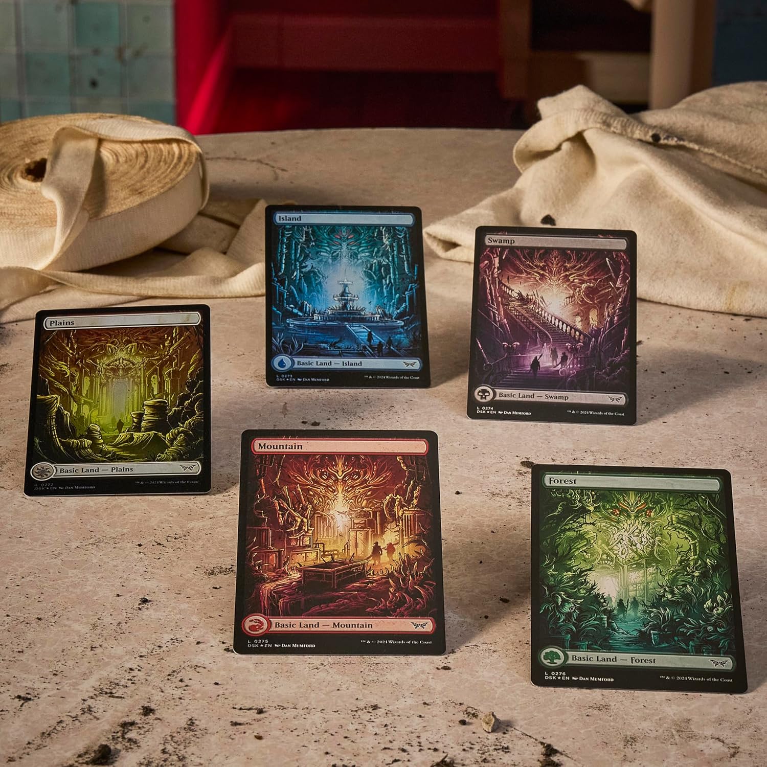 Magic: The Gathering TCG: Duskmourn: House of Horror Bundle Card Game Wizards of the Coast