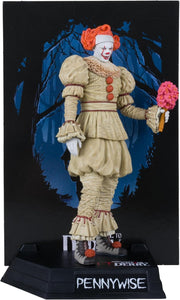 Movie Maniacs Welcome to Derry: IT Pennywise Figure Flashback - Gold Label Collection Toys & Games McFarlane Toys