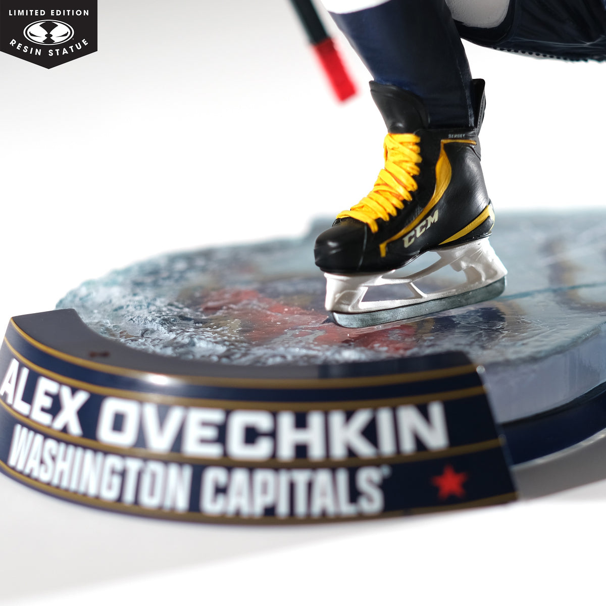 McFarlane Toys: NHL Alexander Ovechkin Autograph - 1:6 Scale Toys & Games McFarlane Toys
