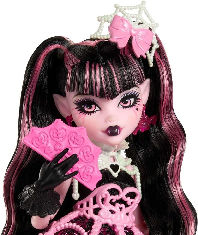 Monster High: Scary Sweet Birthday Draculaura Toys & Games Mattel