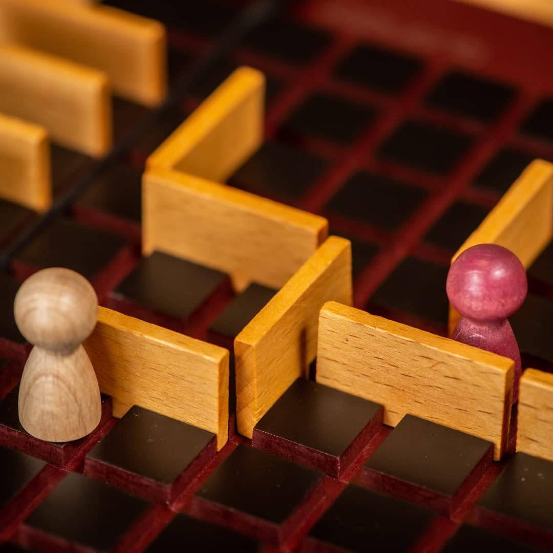 Quoridor [Board Game, 2 - 4 Players] Board Game Gigamic