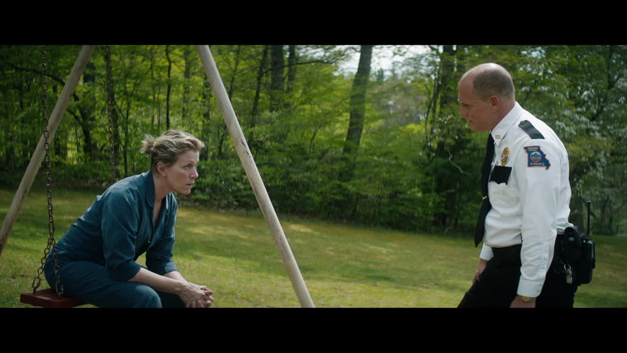 Three Billboards Outside Ebbing, Missouri [Blu-ray + DVD] Blu-Ray Movie Paramount Pictures   