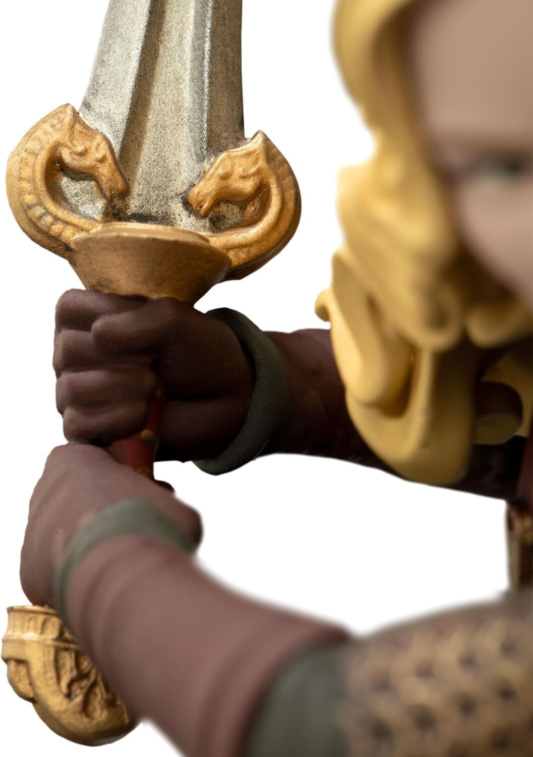 Weta Workshop: Lord of the Rings - Eowyn Mini Epics Figure #21 Toys & Games Weta Workshop