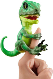 Fingerlings: Untamed Raptor - Hazard Figure Toys & Games WowWee