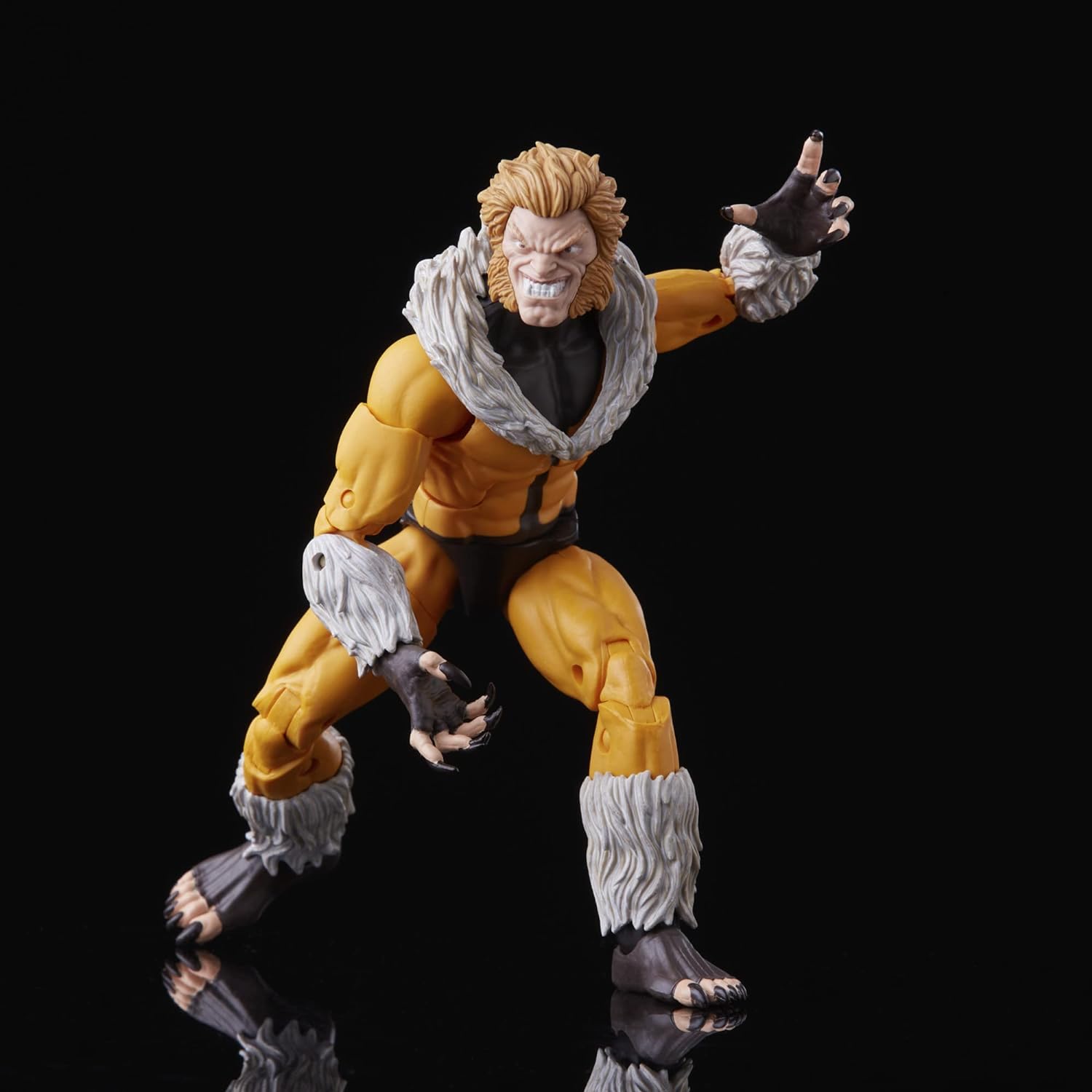 Marvel Legends Series: X-Men - Sabretooth 6" Action Figure Toys & Games Hasbro