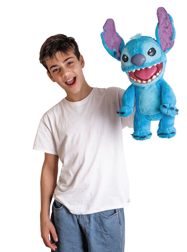 WOW! Stuff: RealFX Disney Stitch - 18" Puppetronic Animatronic Plush Plushies Wow! Stuff