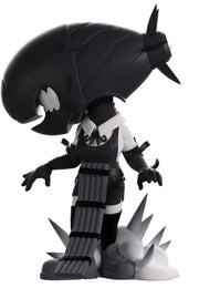 Chainsaw Man: Black and White Bomb Vinyl Figure #13 Shopverse Exclusive Toys & Games Youtooz