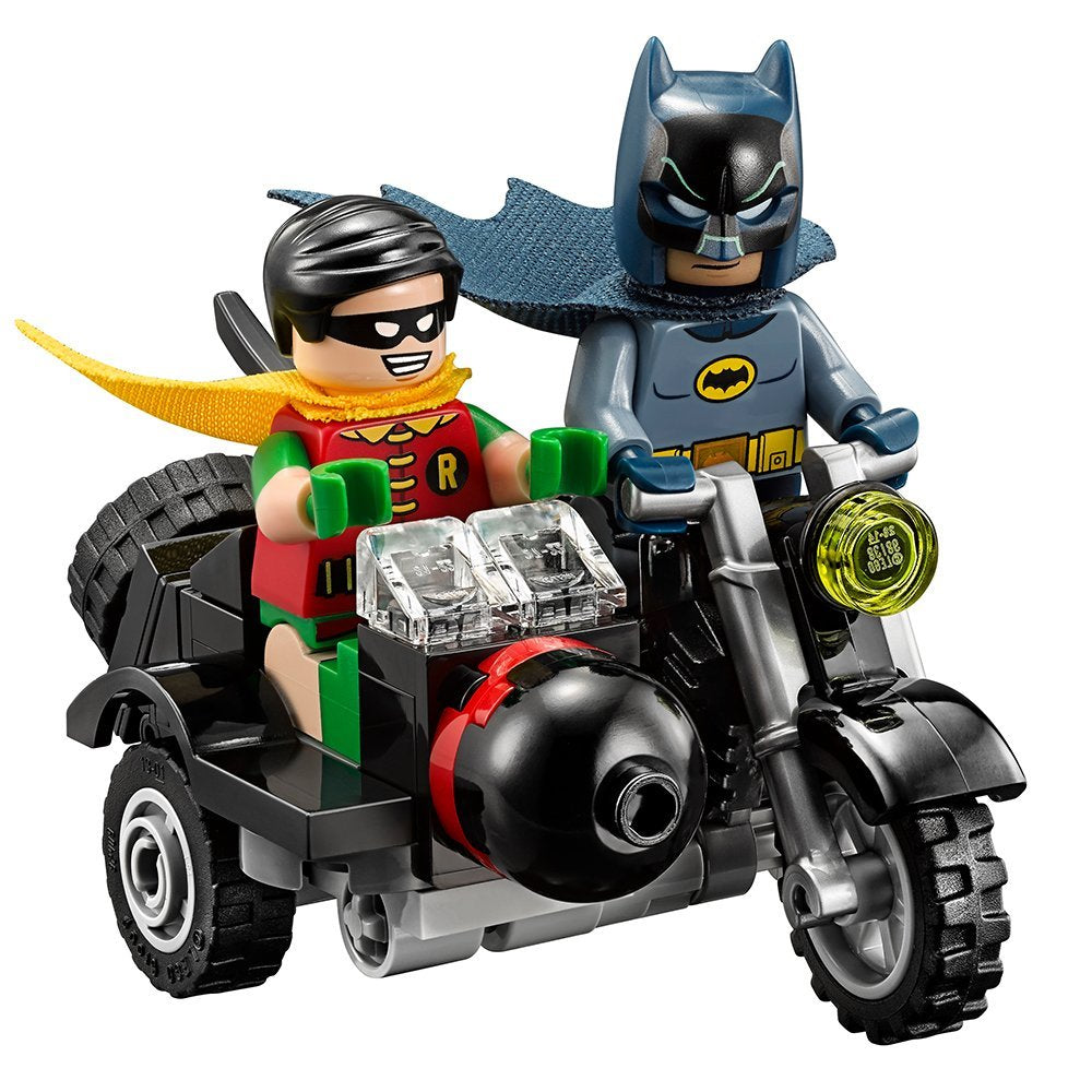 LEGO Batman Classic TV Series Batcave 2526 Piece Building Kit [LEGO, #76052] LEGO LEGO   