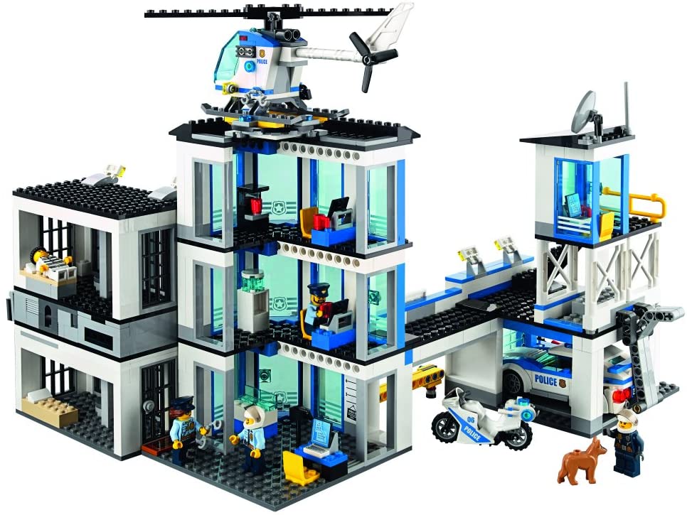 LEGO City: Police Station - 894 Piece Building Kit [LEGO, #60141] LEGO LEGO   