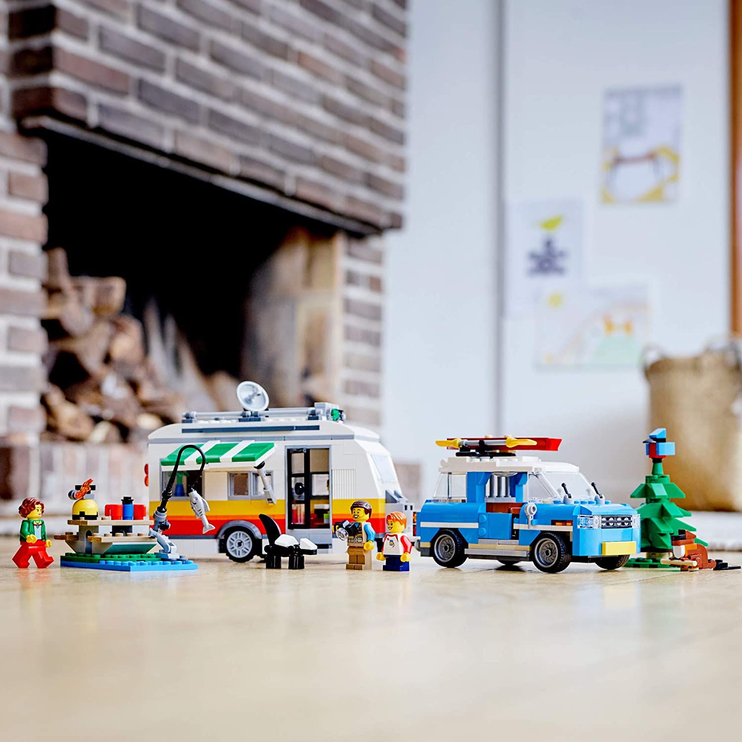 LEGO Creator: Caravan Family Holiday - 766 Piece 3-in-1 Building Set [LEGO, #31108 ] LEGO LEGO   
