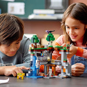 LEGO Minecraft: The First Adventure - 542 Piece Building Kit [LEGO, #21169 Ages 8+] LEGO LEGO   