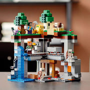 LEGO Minecraft: The First Adventure - 542 Piece Building Kit [LEGO, #21169 Ages 8+] LEGO LEGO   