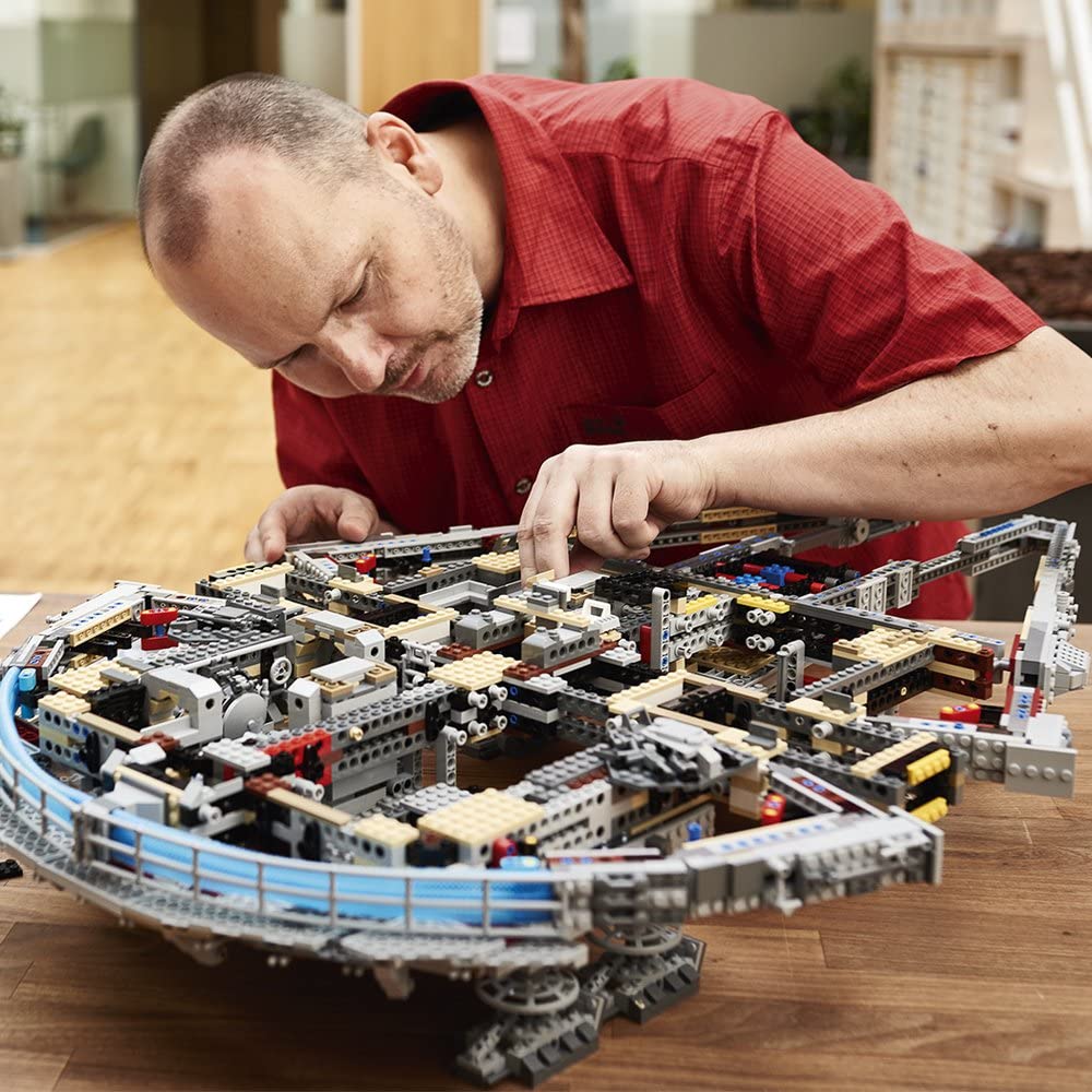 Star Wars: Millenium Falcon #75192 LEGO LEGO