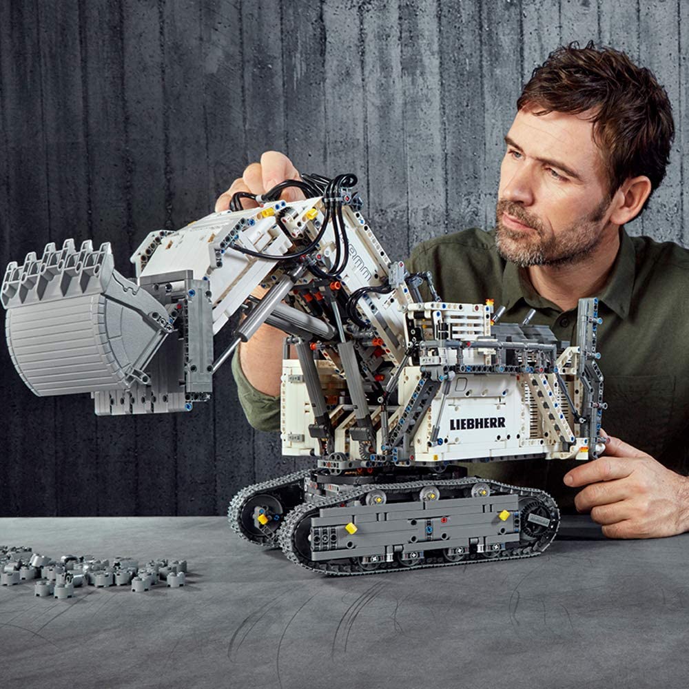 LEGO Technic: Liebherr R 9800 Excavator - 4108 Piece Building Kit [LEGO, #42100] LEGO LEGO   