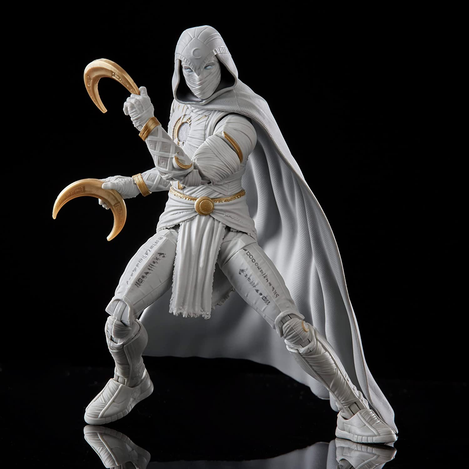 Marvel Legends Series: MCU Disney Plus Moon Knight 6" Action Figure Toys & Games Hasbro
