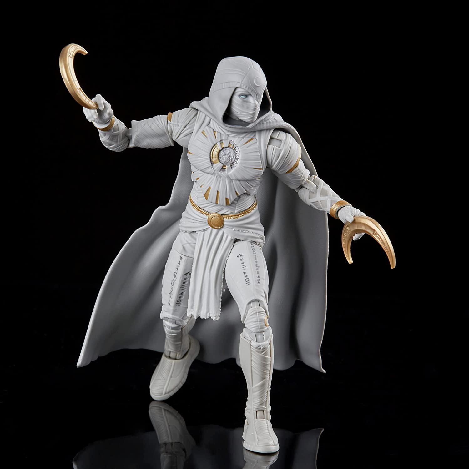 Marvel Legends Series: MCU Disney Plus Moon Knight 6" Action Figure Toys & Games Hasbro