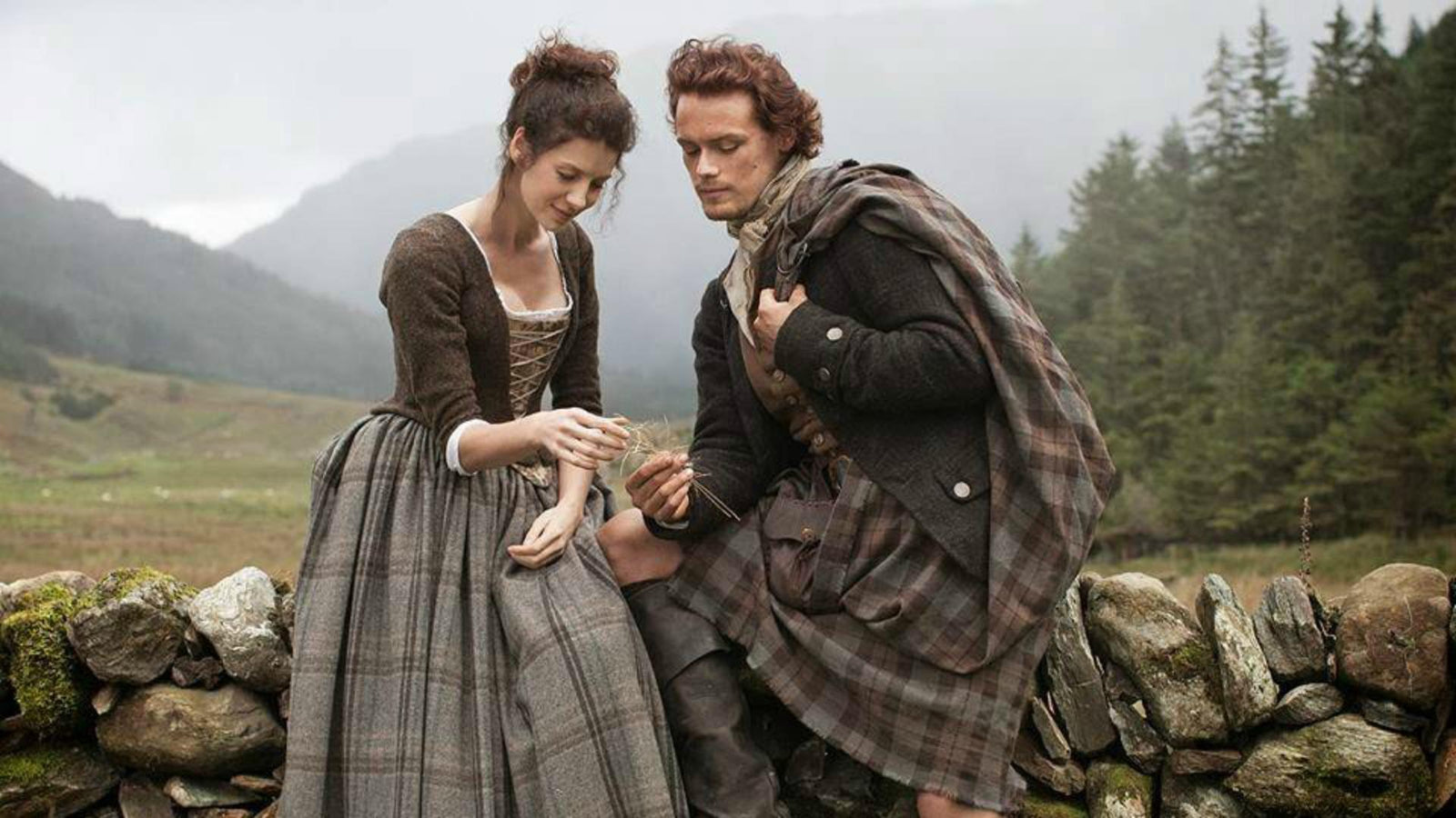 Outlander: Season Two [DVD Box Set] DVDs & Blu-Rays Sony Pictures
