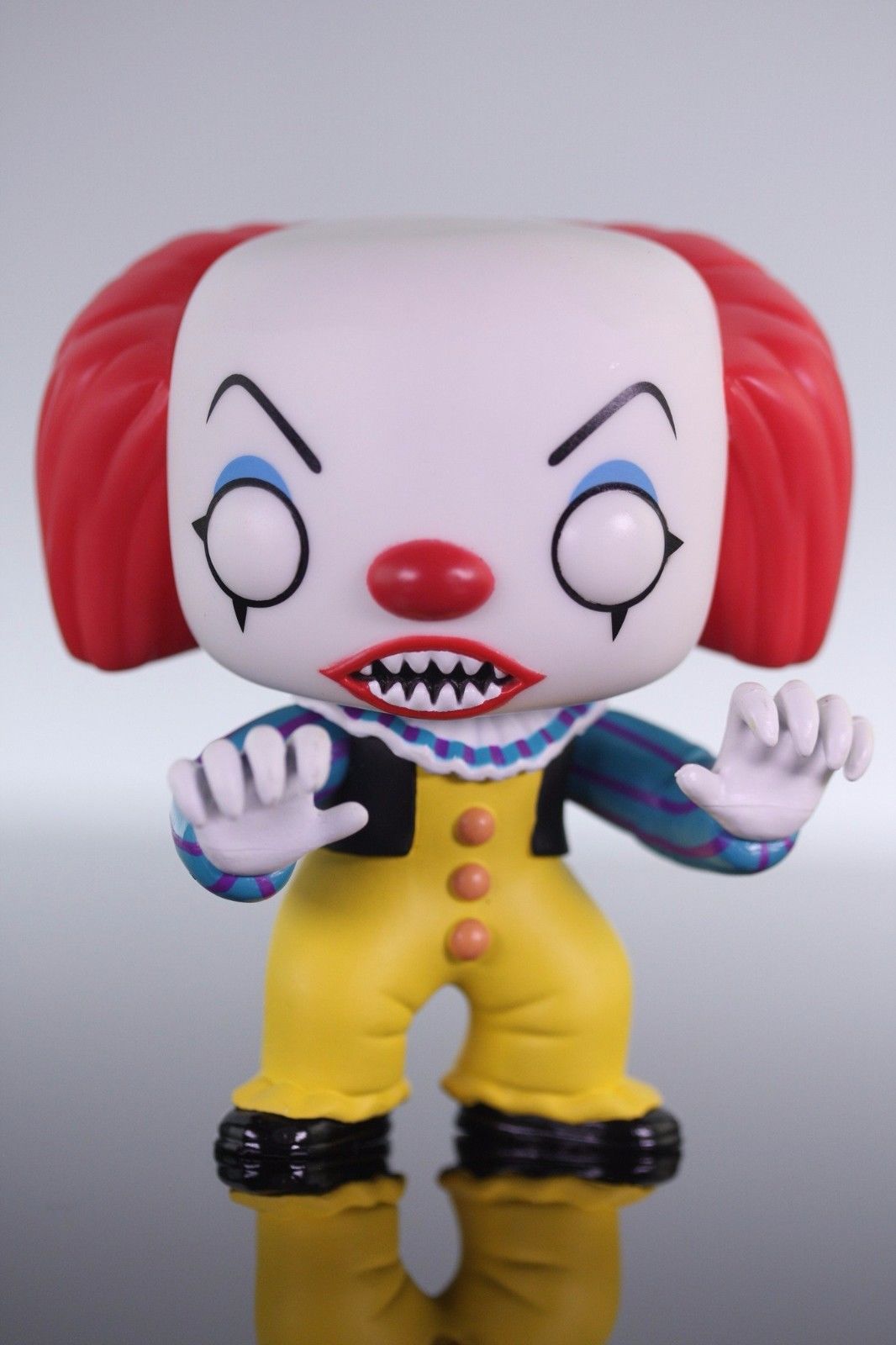Funko POP! Movies - It: The Movie - Pennywise Vinyl Figure Toys & Games Funko