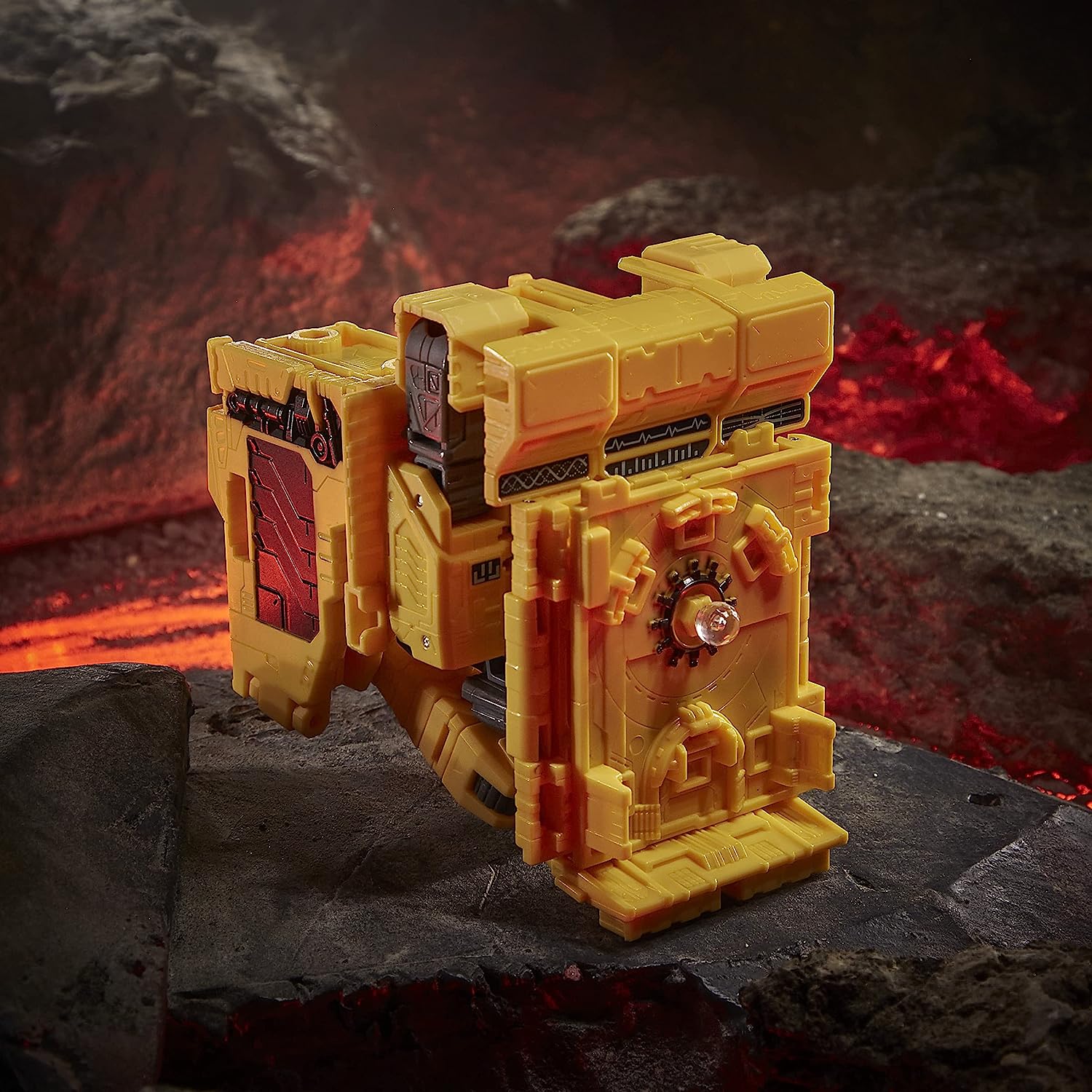 Transformers Generations War for Cybertron: Kingdom Titan WFC-K30 Autobot Ark 19" Action Figure Toys & Games Hasbro